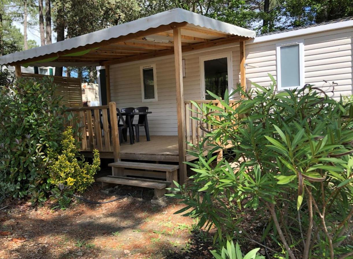 Camping La Simioune En Provence Bollène Exterior foto